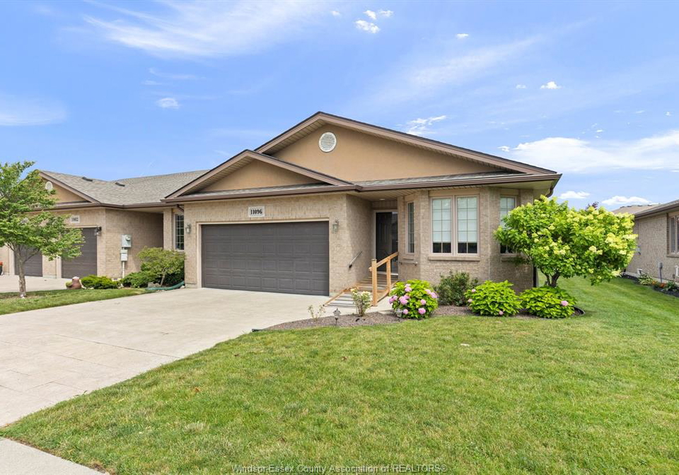 11096-sturgeon-street-windsor-ontario-26016764
