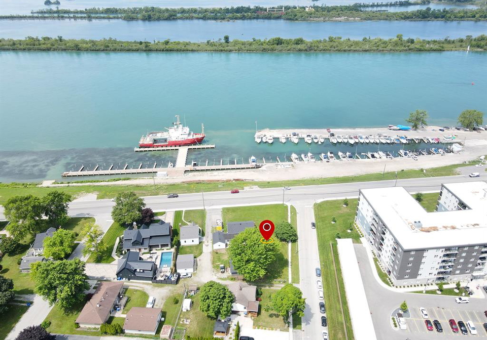 209-sandwich-street-north-amherstburg-ontario-26016775