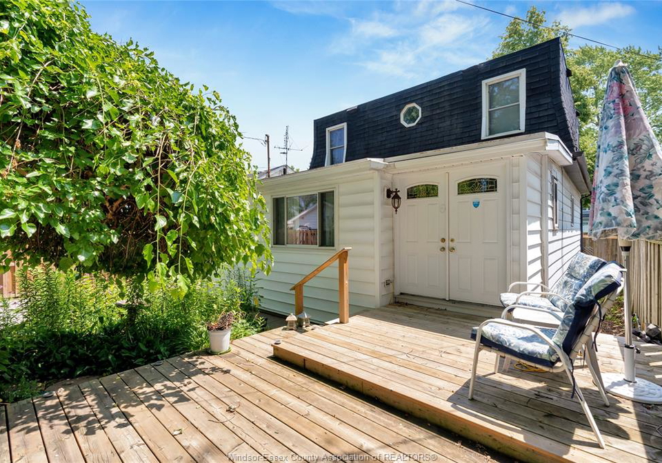 3612-girardot-windsor-ontario-26016776