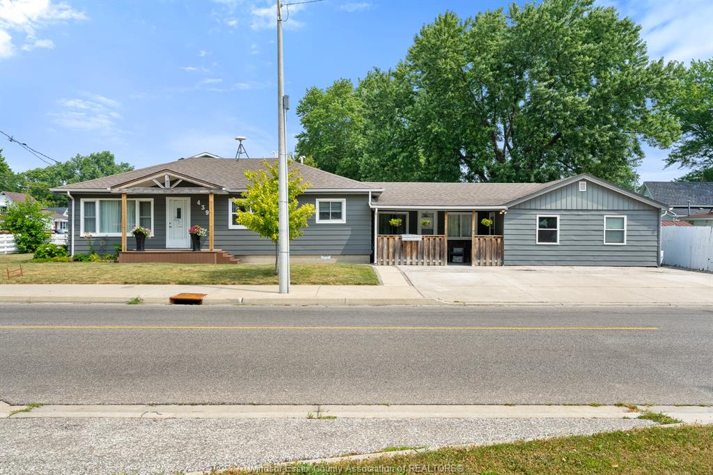 439-st-peter-street-belle-river-ontario-26016801