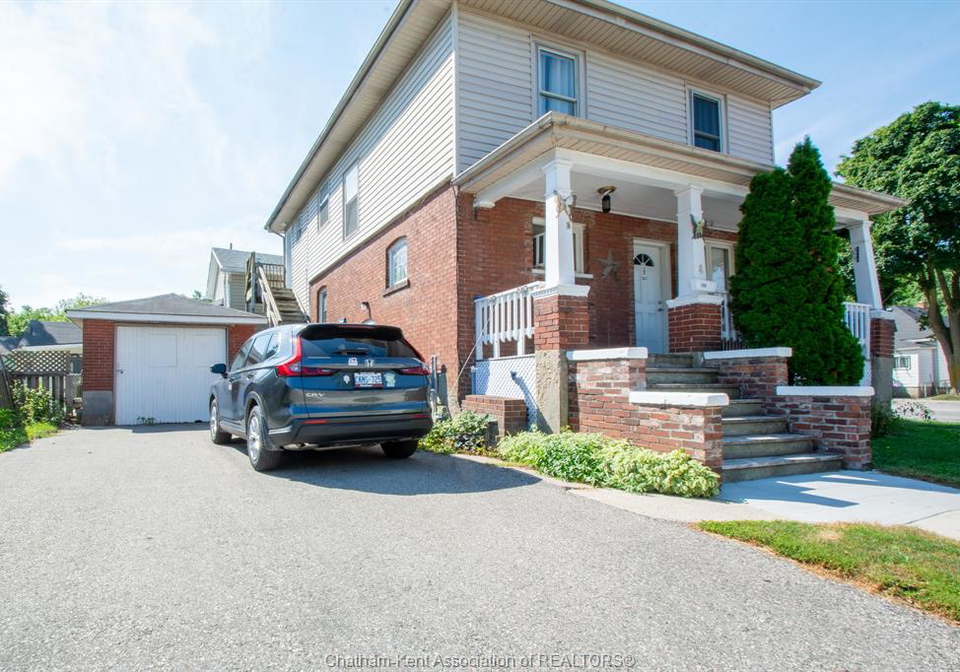 168-harvey-street-chatham-ontario-26016806