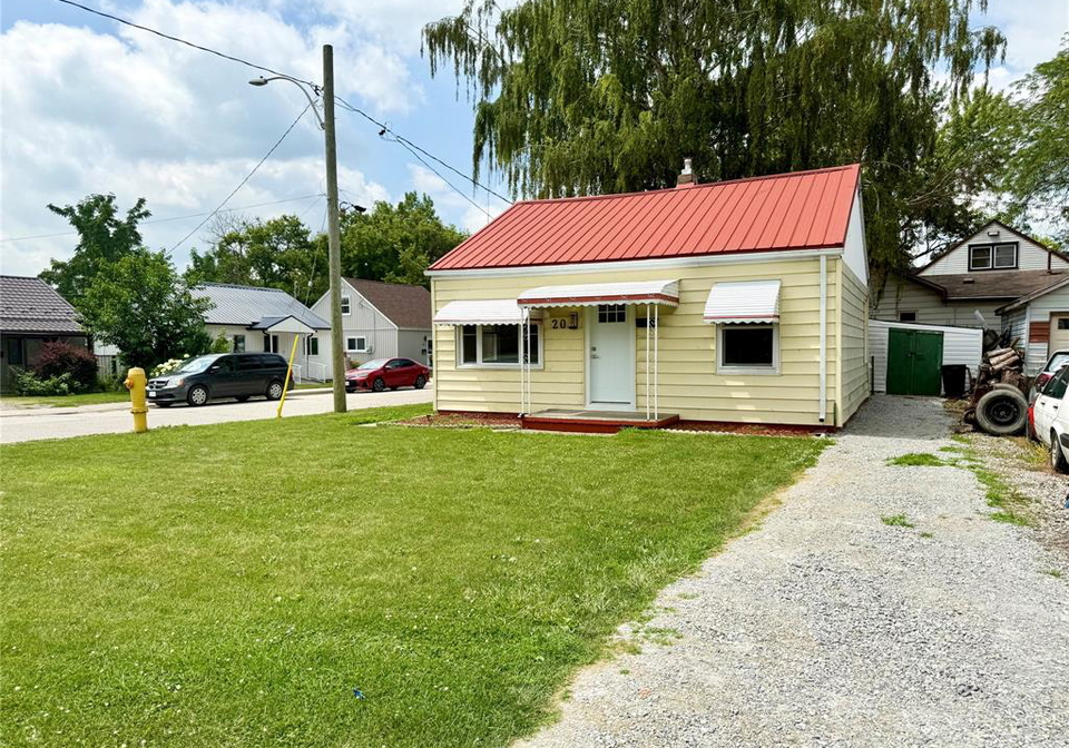 20-mcnaughton-avenue-wallaceburg-ontario-26016808