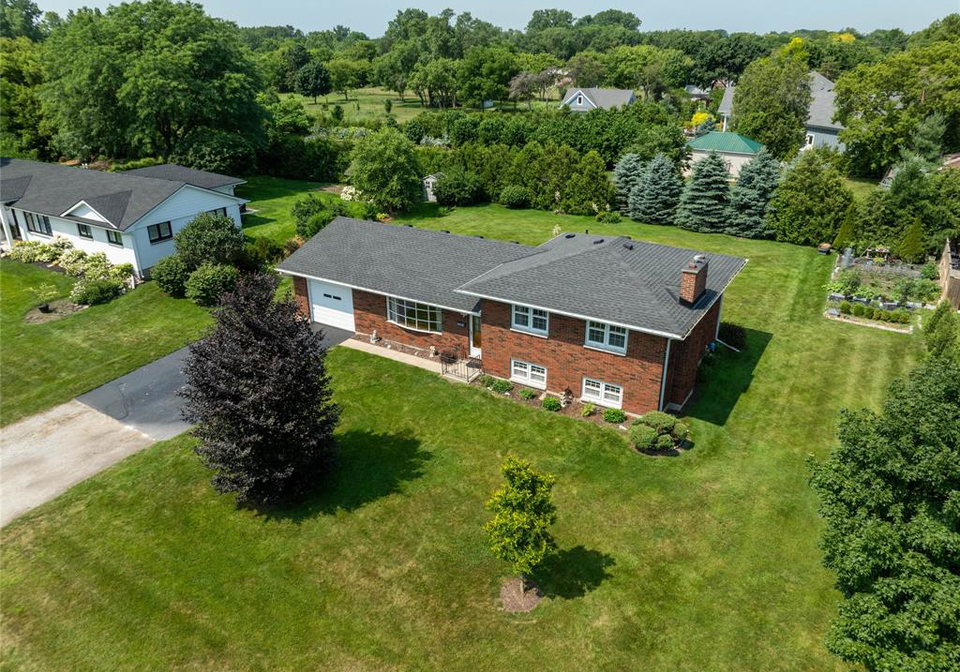 1697-thurston-road-sarnia-ontario-26016813