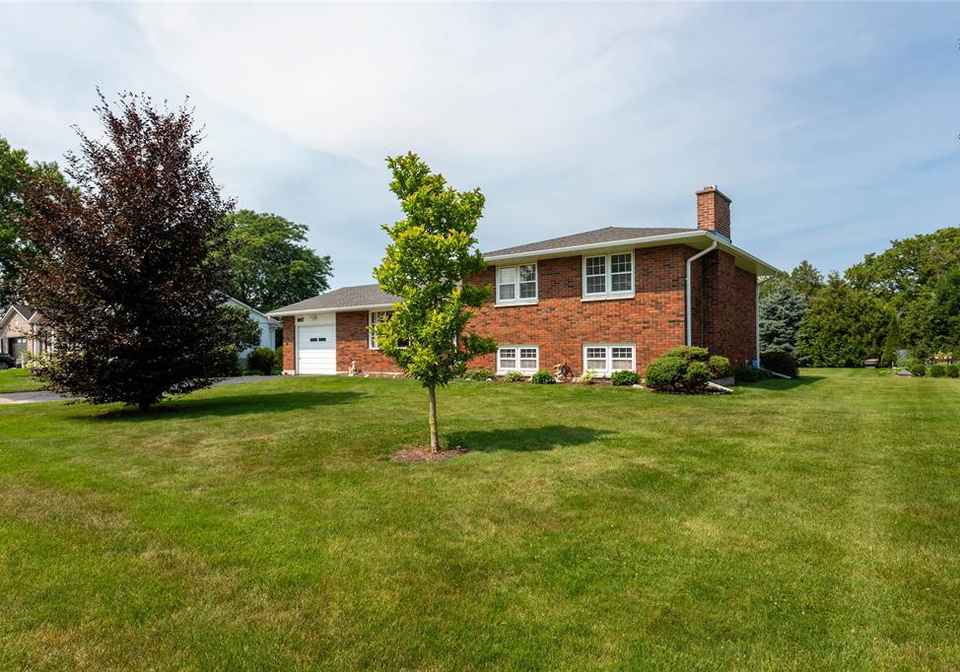 1697-thurston-road-sarnia-ontario-26016813