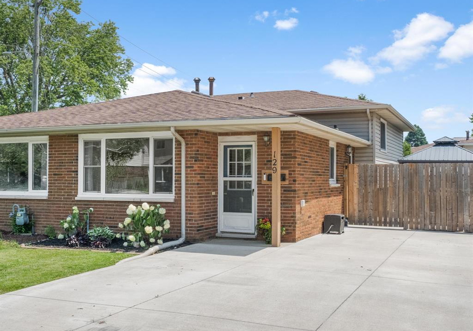 129-lansdowne-avenue-kingsville-ontario-26016828