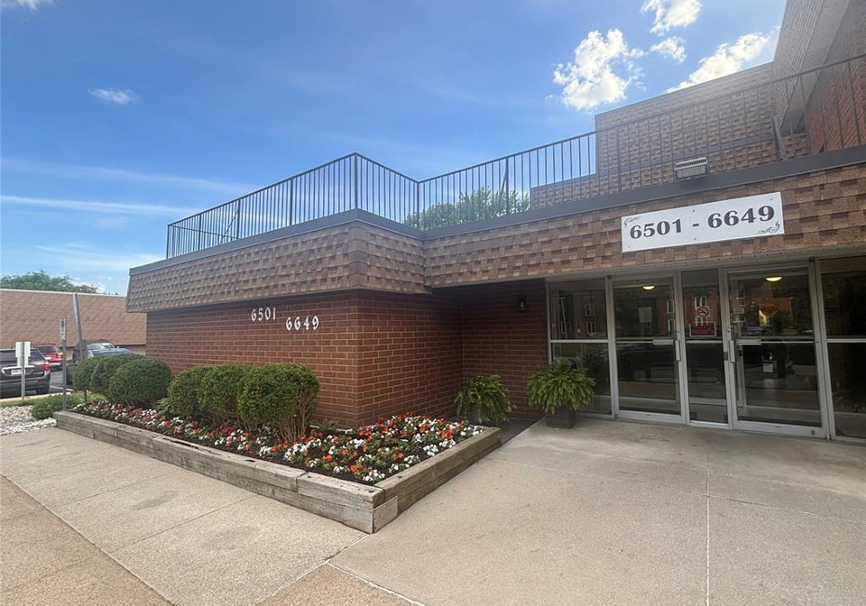 6639-thornberry-windsor-ontario-26016836