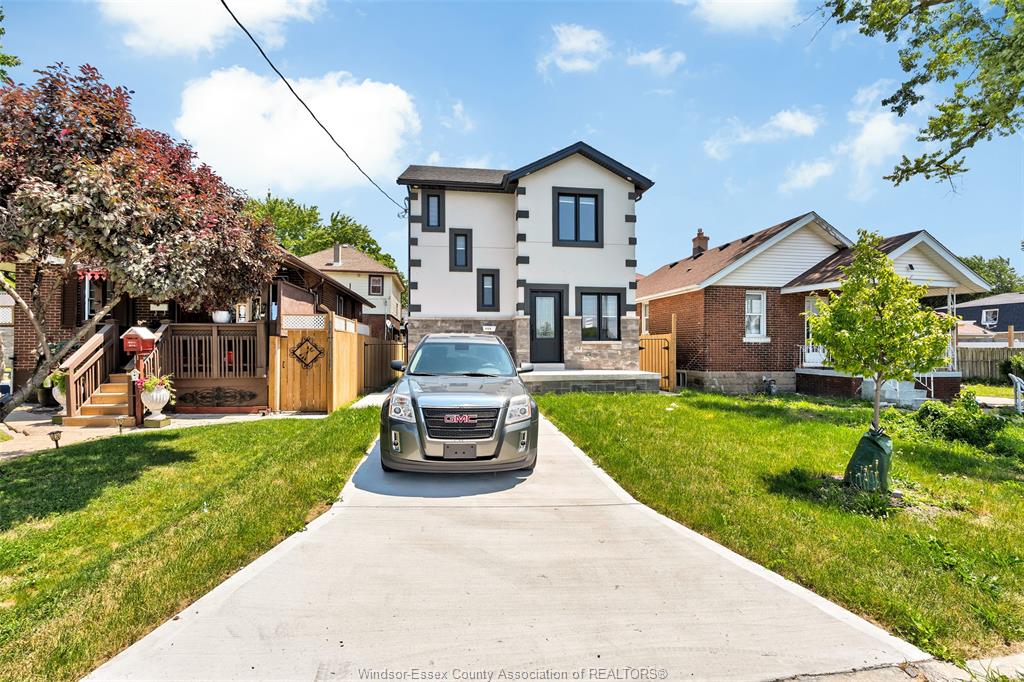 1156-wellington-windsor-ontario-26016838