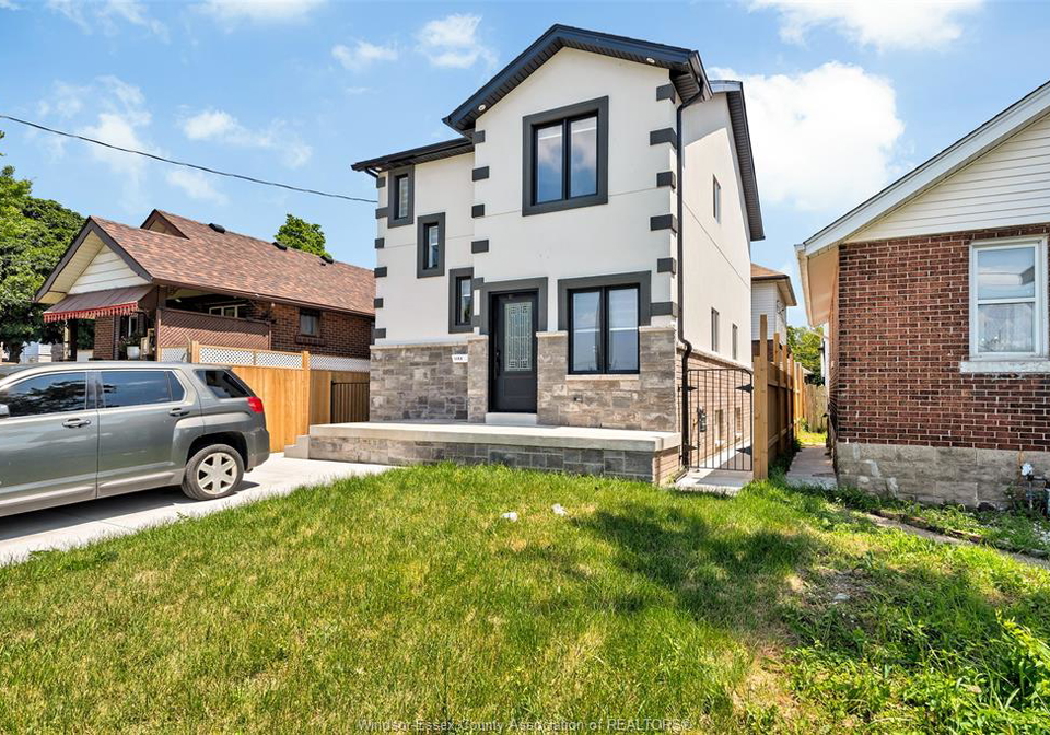 1156-wellington-windsor-ontario-26016838