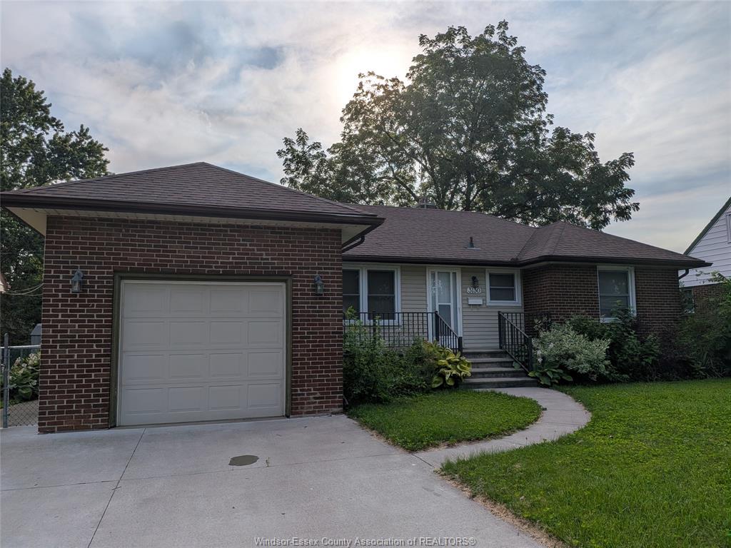 3130-academy-drive-windsor-ontario-26016864