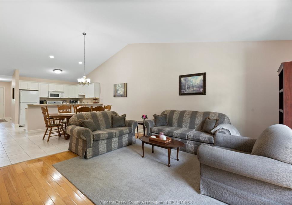 1650-naples-crescent-lasalle-ontario-26016874