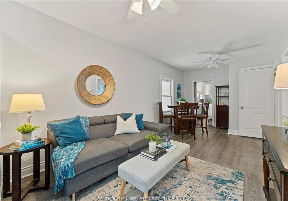 965-bridge-avenue-windsor-ontario-26016886