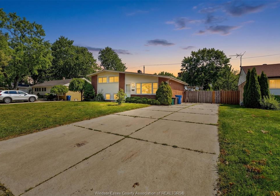 3436-glenwood-drive-avenue-windsor-ontario-26016891