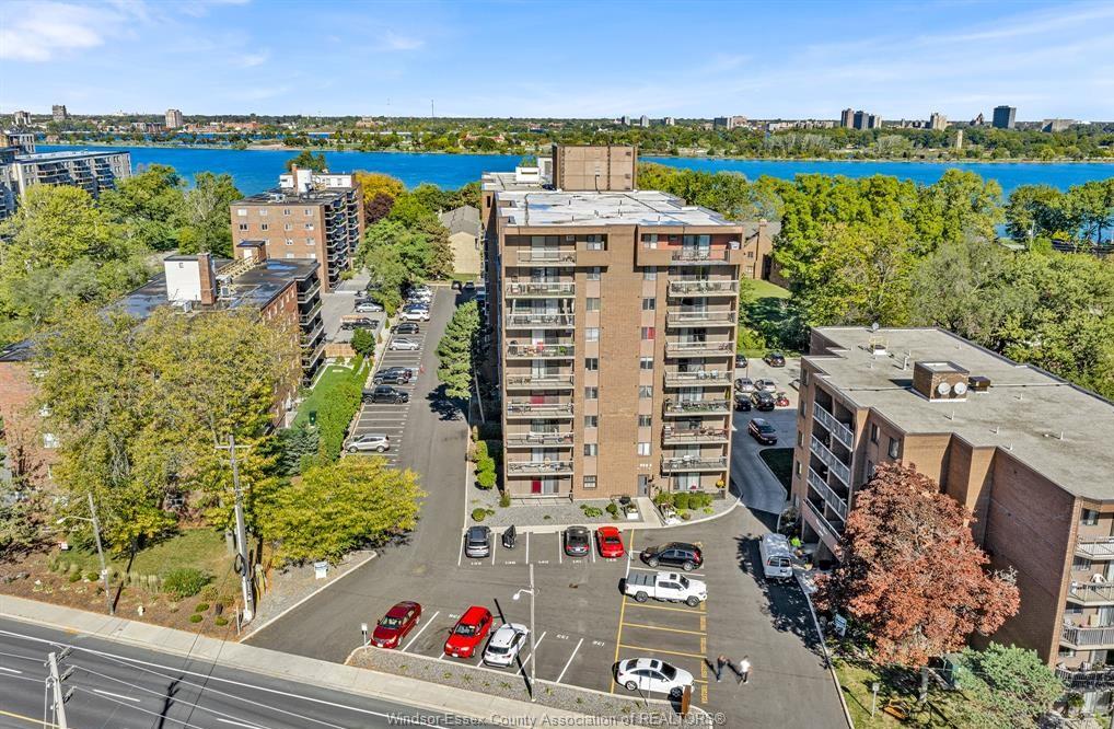 3936-wyandotte-street-east-windsor-ontario-26016894