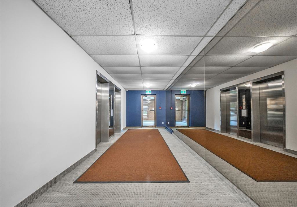 3936-wyandotte-street-east-windsor-ontario-26016894