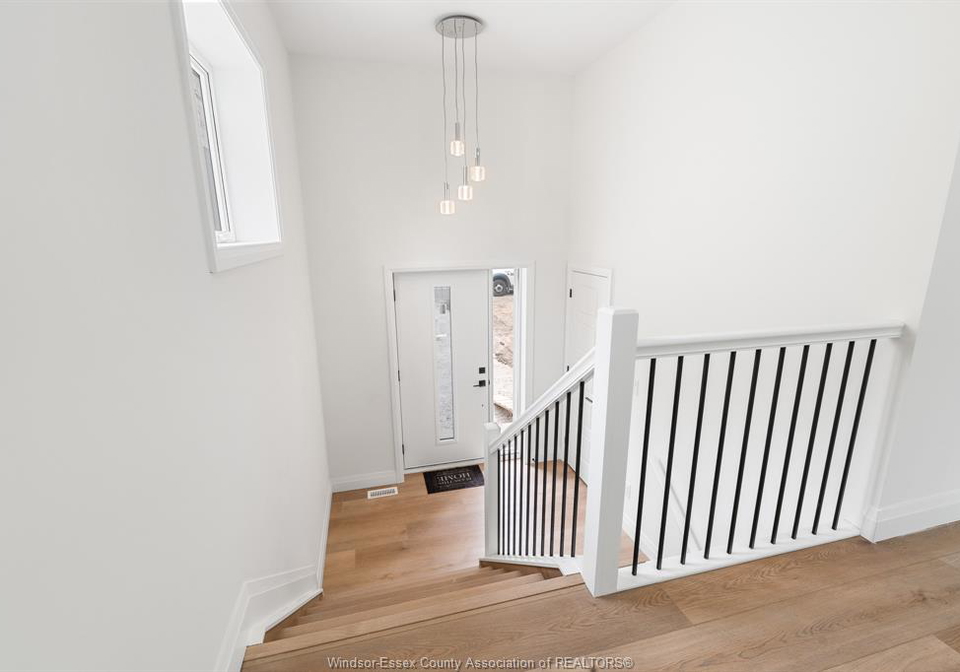 121-allison-avenue-colchester-ontario-26016899