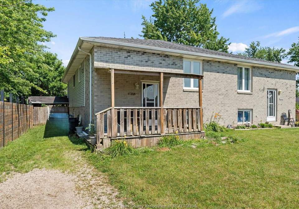 104-secord-harrow-ontario-26016910