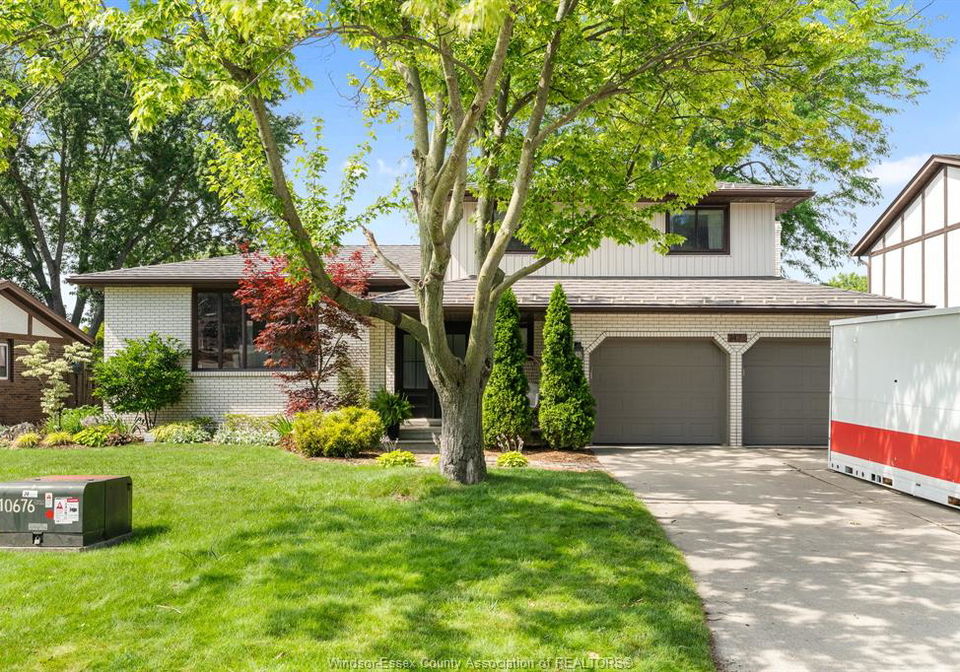 147-hyde-park-road-amherstburg-ontario-26016915