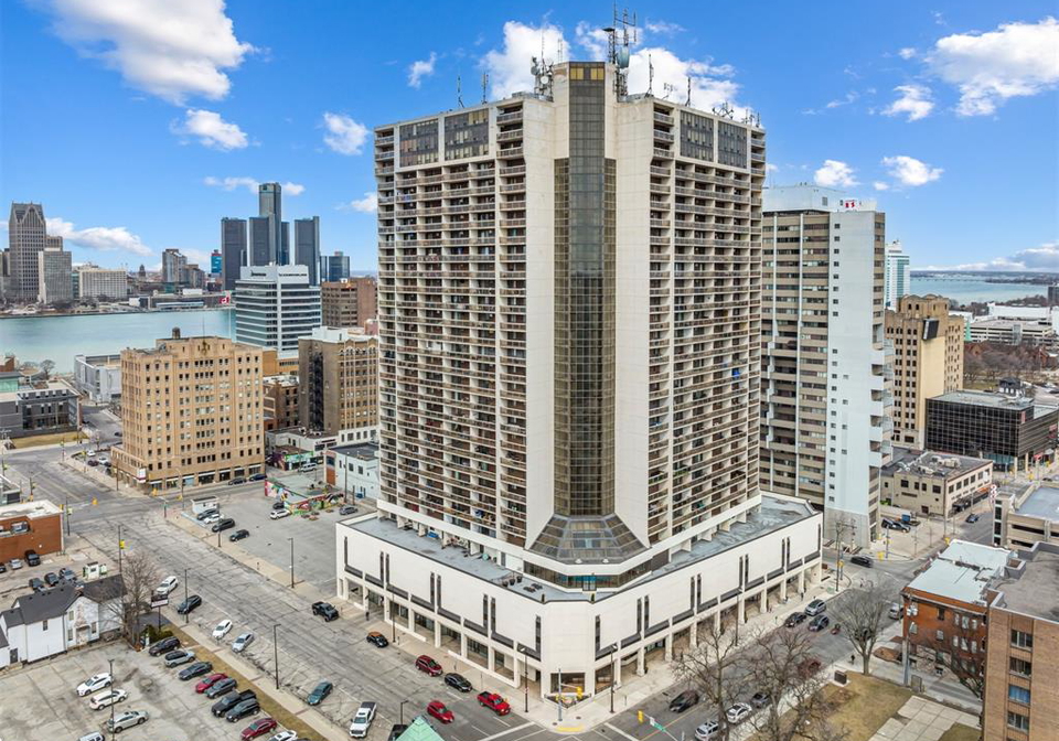 150-park-windsor-ontario-26016927