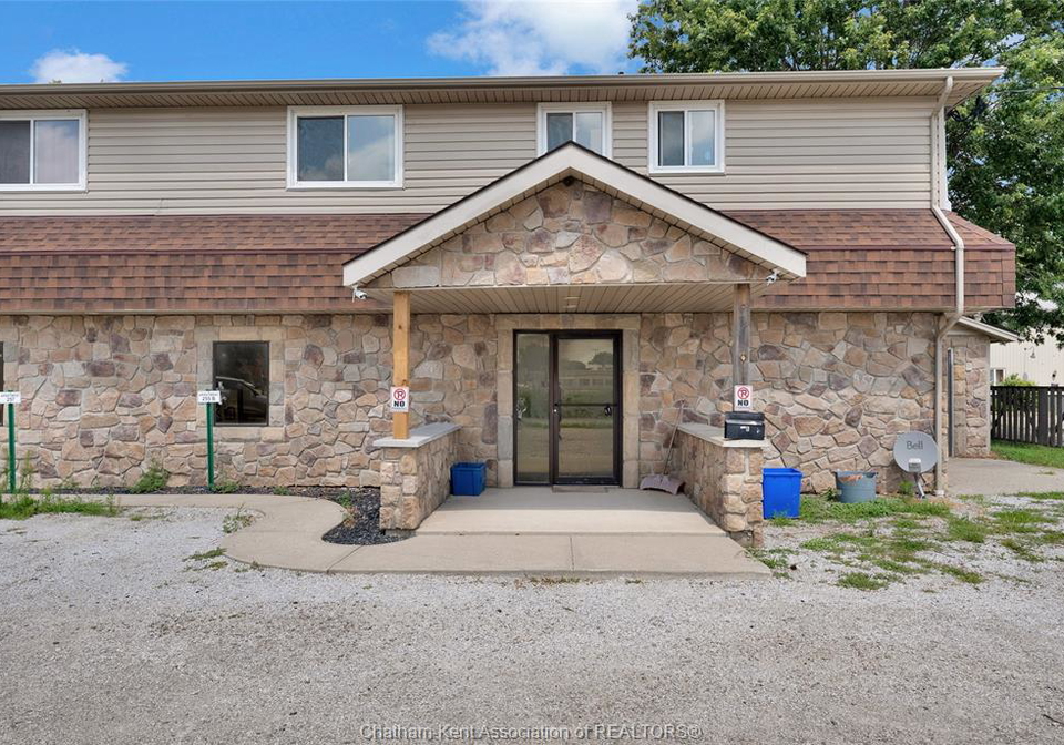 255b-william-street-south-chatham-ontario-26016935