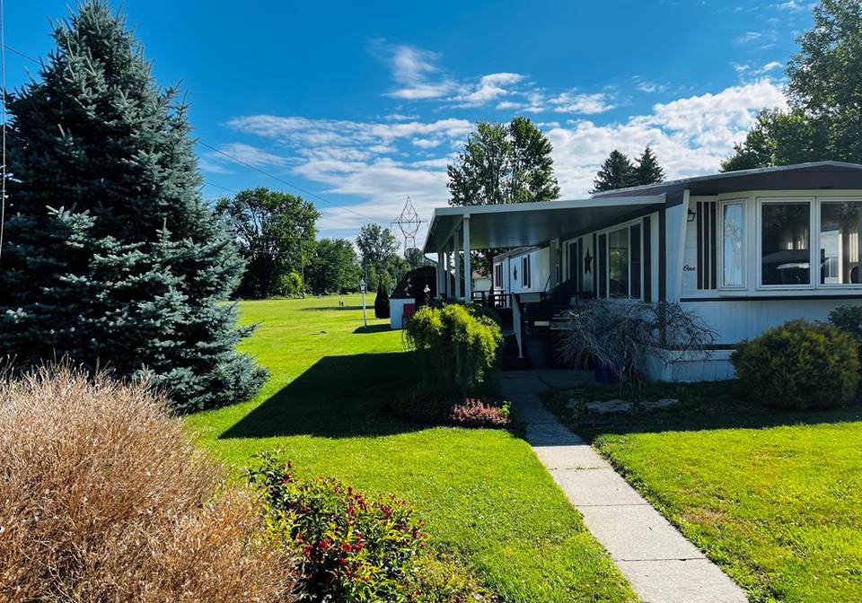 1-james-court-chatham-ontario-26016938