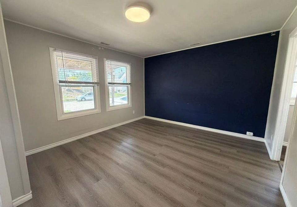 768-bridge-avenue-windsor-ontario-26016963