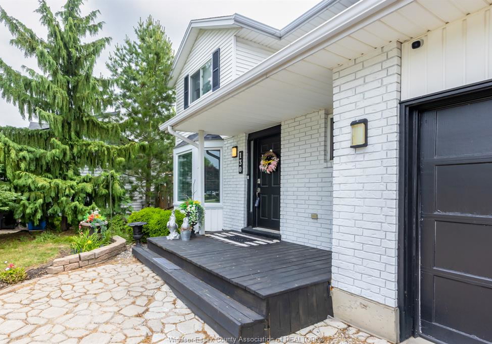 130-royal-crescent-belle-river-ontario-26016968