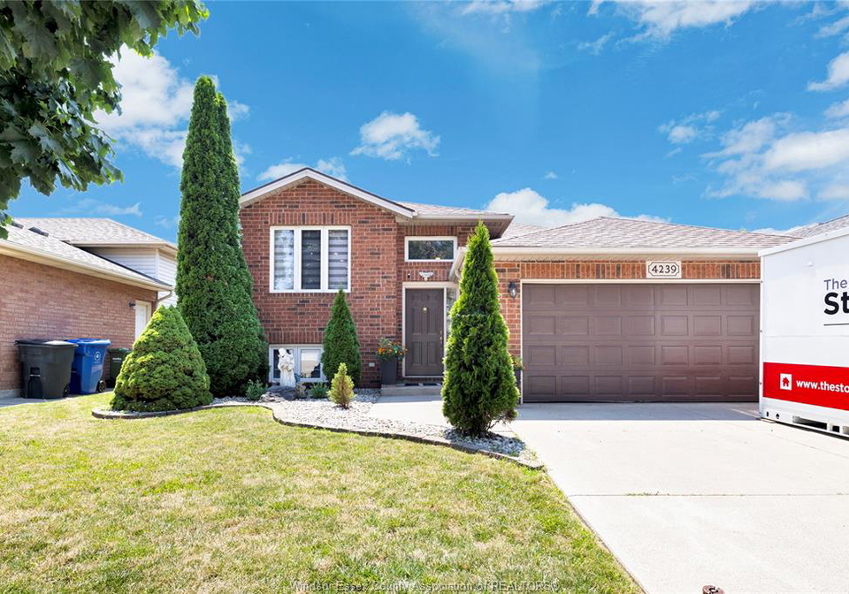 4239-marlo-windsor-ontario-26016981