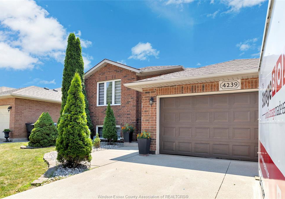 4239-marlo-windsor-ontario-26016981