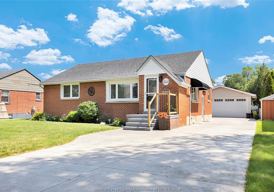 2910-askin-avenue-windsor-ontario-26016989