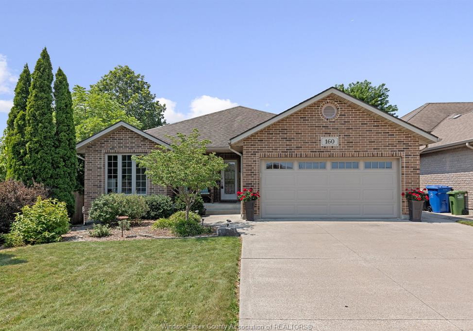 60-hanlan-street-south-essex-ontario-26016996