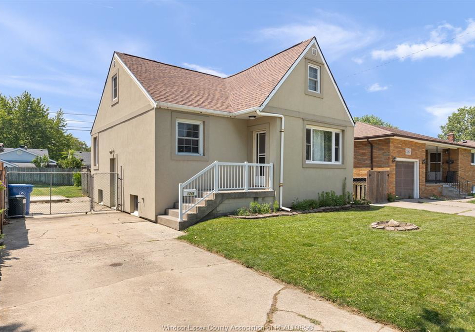 1249-westcott-windsor-ontario-26016997