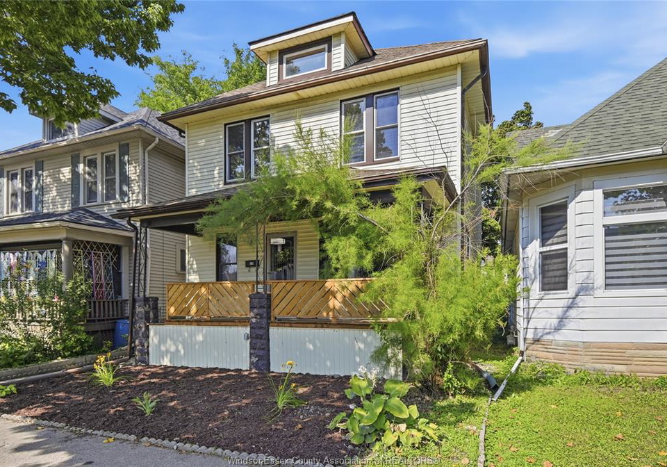 916-lincoln-road-windsor-ontario-26017005