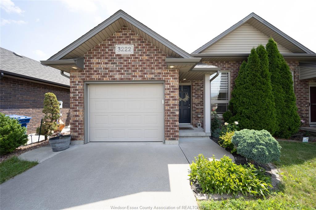 3222-seville-avenue-windsor-ontario-26017010