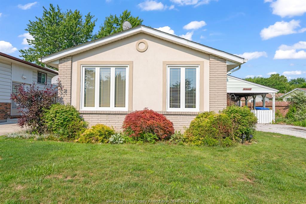 3343-hemlock-windsor-ontario-26017057