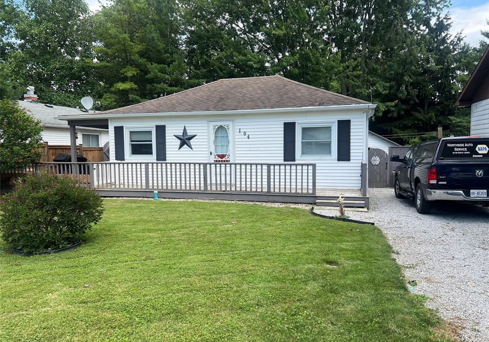 104-jane-street-blenheim-ontario-26017113