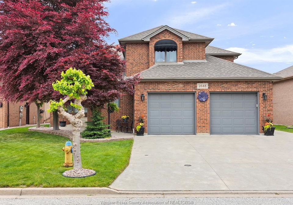 2648-fleming-windsor-ontario-26017122