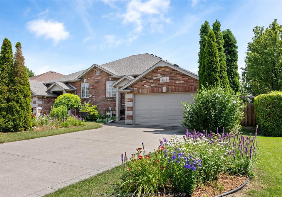 2315-kevin-lasalle-ontario-26017123