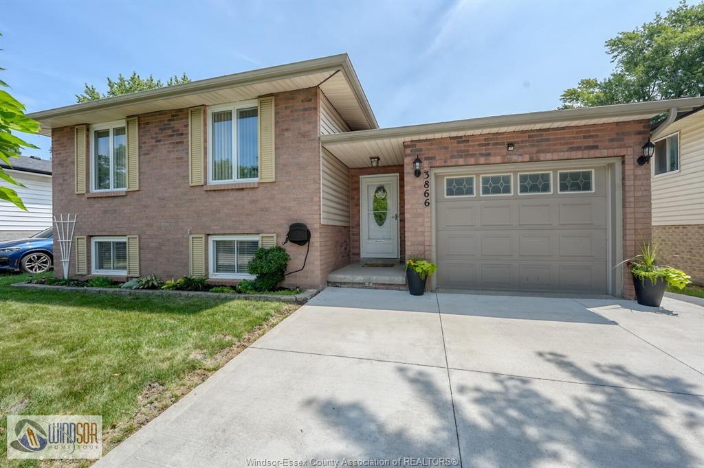 3866-bliss-windsor-ontario-26017137