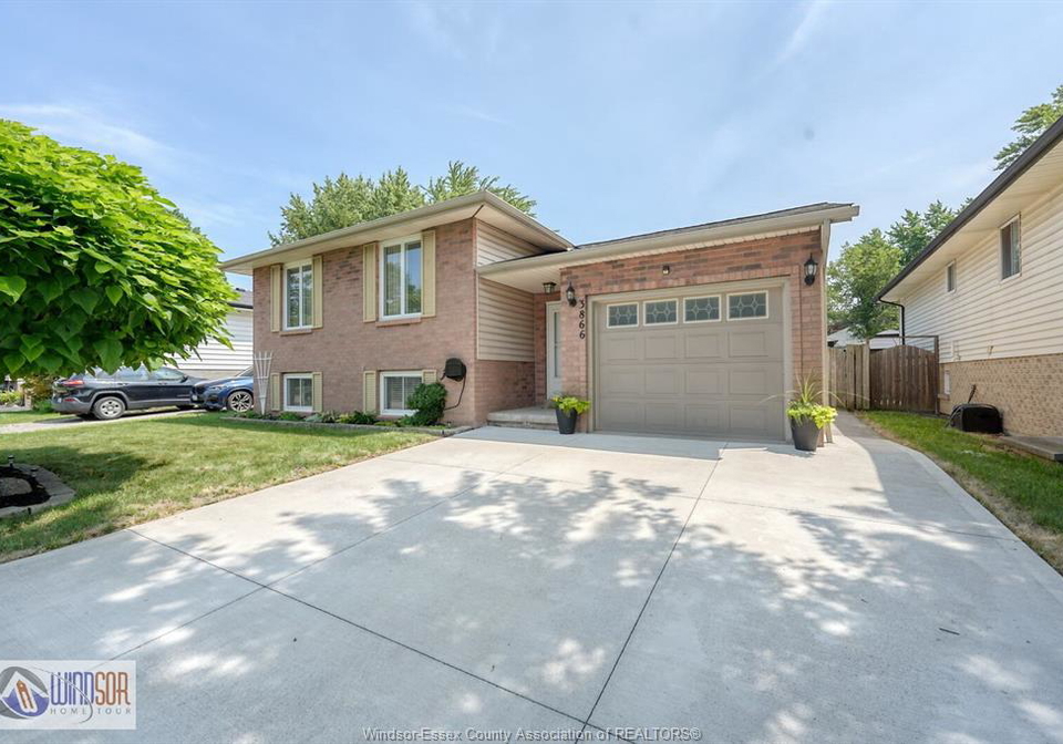 3866-bliss-windsor-ontario-26017137