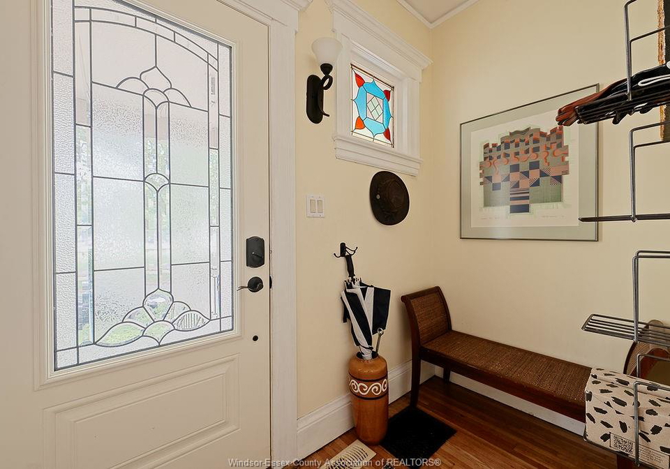 819-windermere-windsor-ontario-26017142