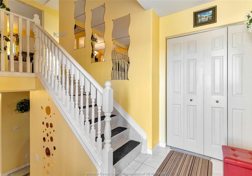 3580-klondike-avenue-windsor-ontario-26017148