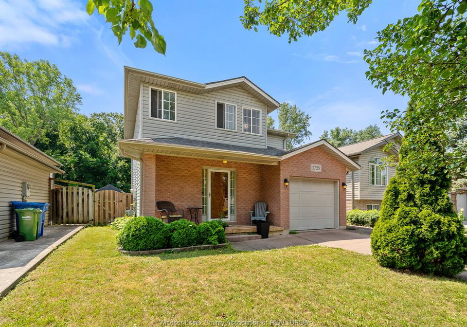 3729-shinglecreek-windsor-ontario-26017155