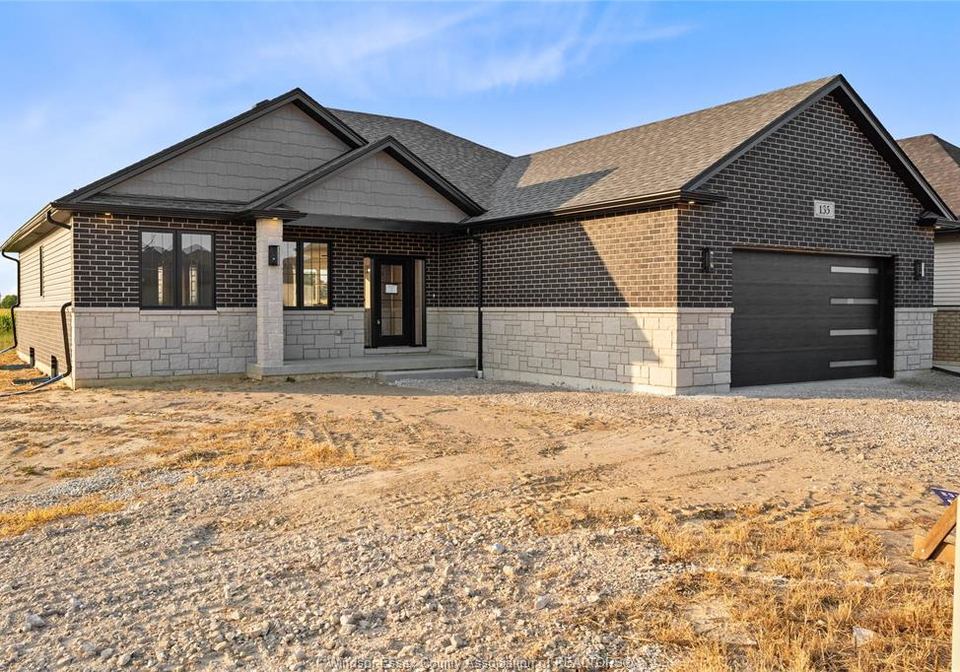 4507-ursula-comber-ontario-26017162