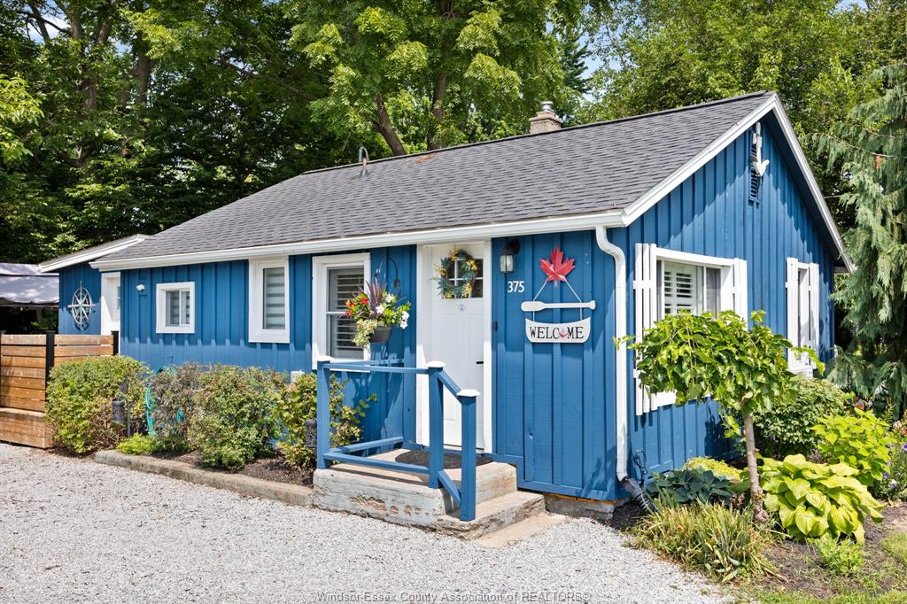 375-jackson-colchester-ontario-26017170