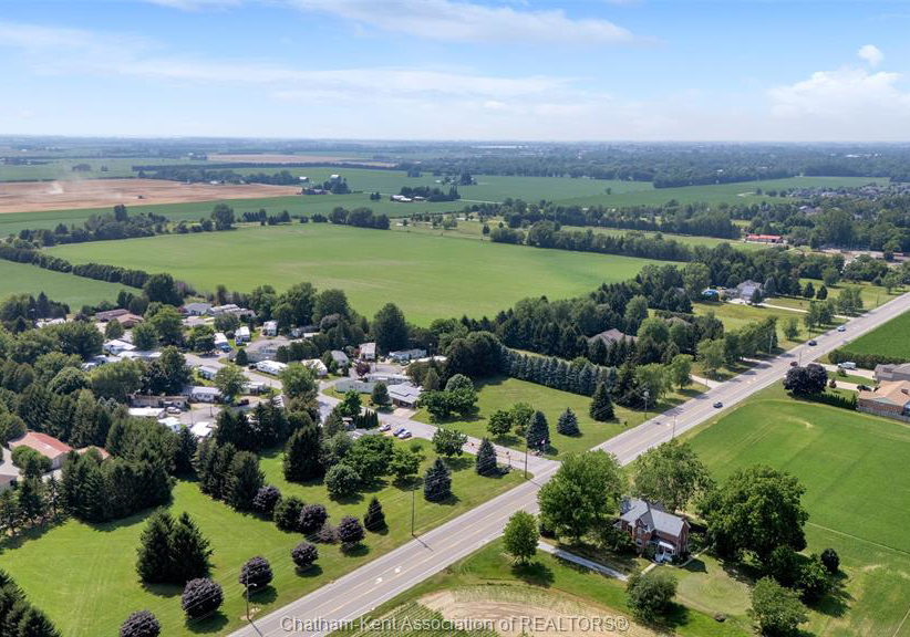 22220-charing-cross-road-chatham-ontario-26017173