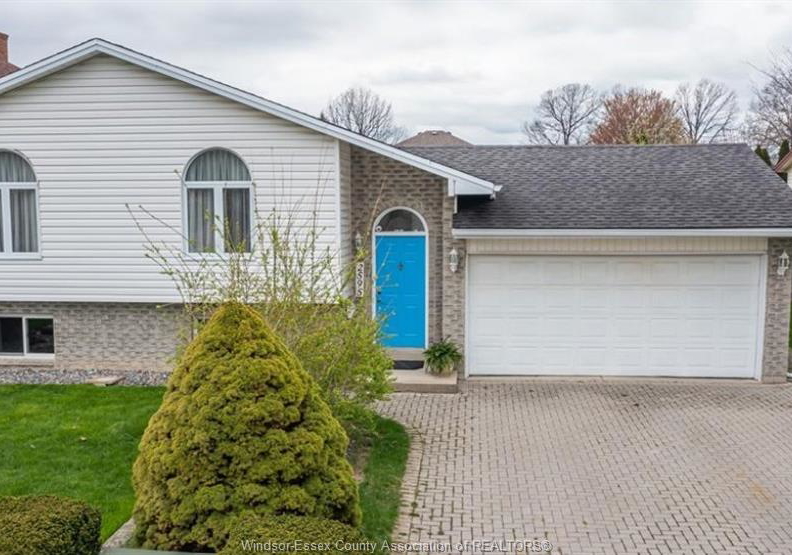 2595-california-windsor-ontario-26017177