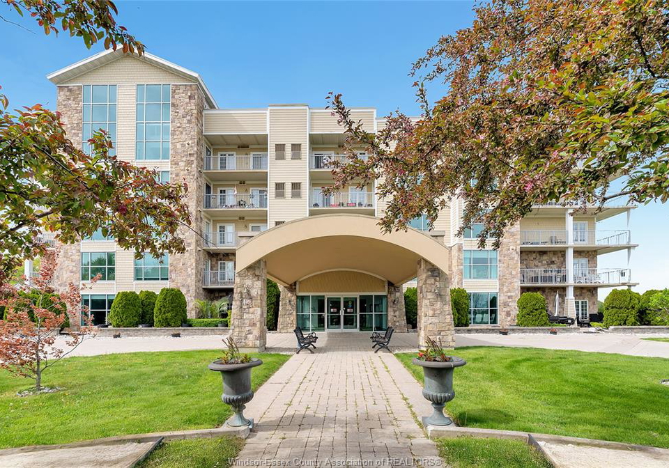 34-boblo-island-boulevard-amherstburg-ontario-26017184