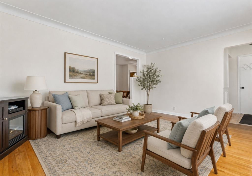 3800-rosemount-avenue-windsor-ontario-26017220
