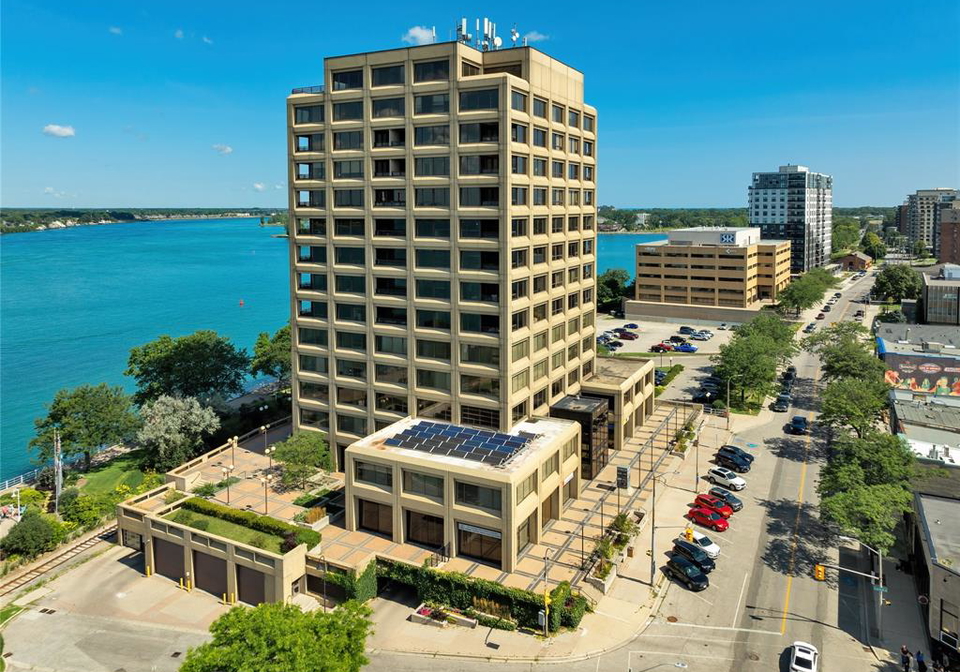 201-front-street-north-sarnia-ontario-26017230