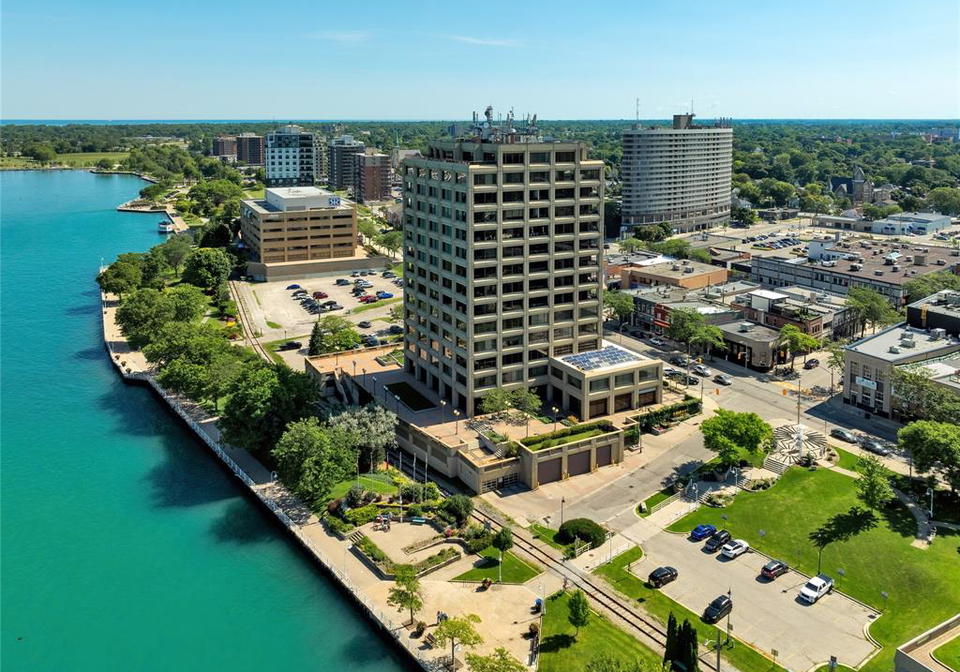 201-front-street-north-sarnia-ontario-26017230